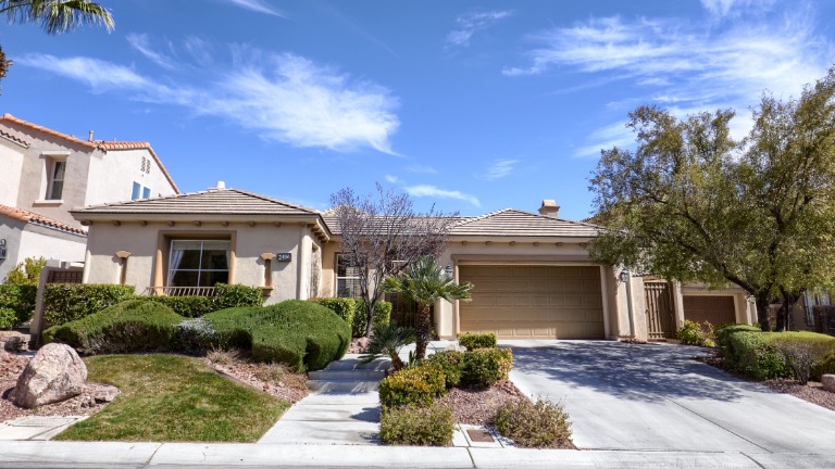 Red Rock CC Stunner Andrew Sasquatch Lunsford Signature Real Estate Group